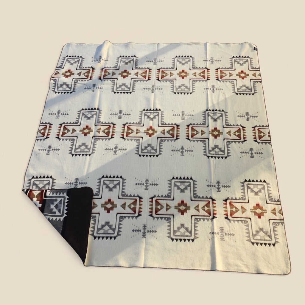 Alpaca Blanket Main
