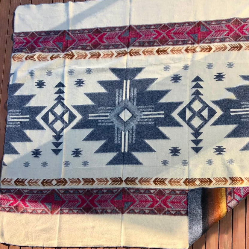 Alpaca Blanket Equinox Queen